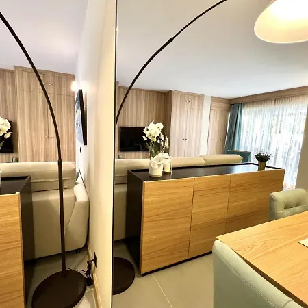 Gorteen - Center With Pool By Hd شقة فيلامورا