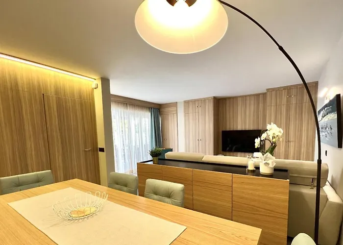 Gorteen - Center With Pool By Hd Апартаменты *