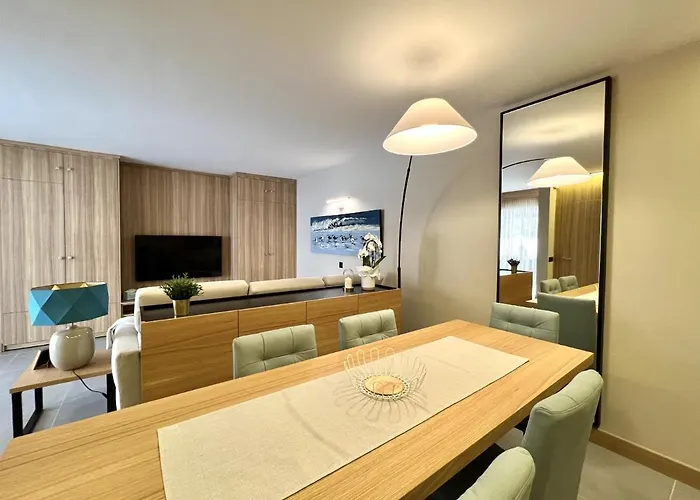 Gorteen - Center With Pool By Hd Апартаменты *
