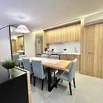 Gorteen - Center With Pool By Hd شقة *