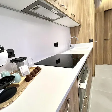 Διαμέρισμα Gorteen - Center With Pool By Hd *